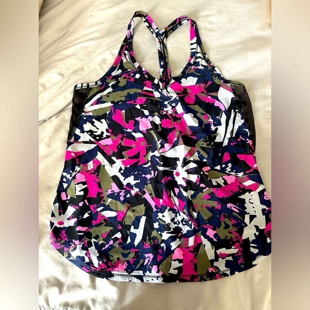 Lululemon tank top